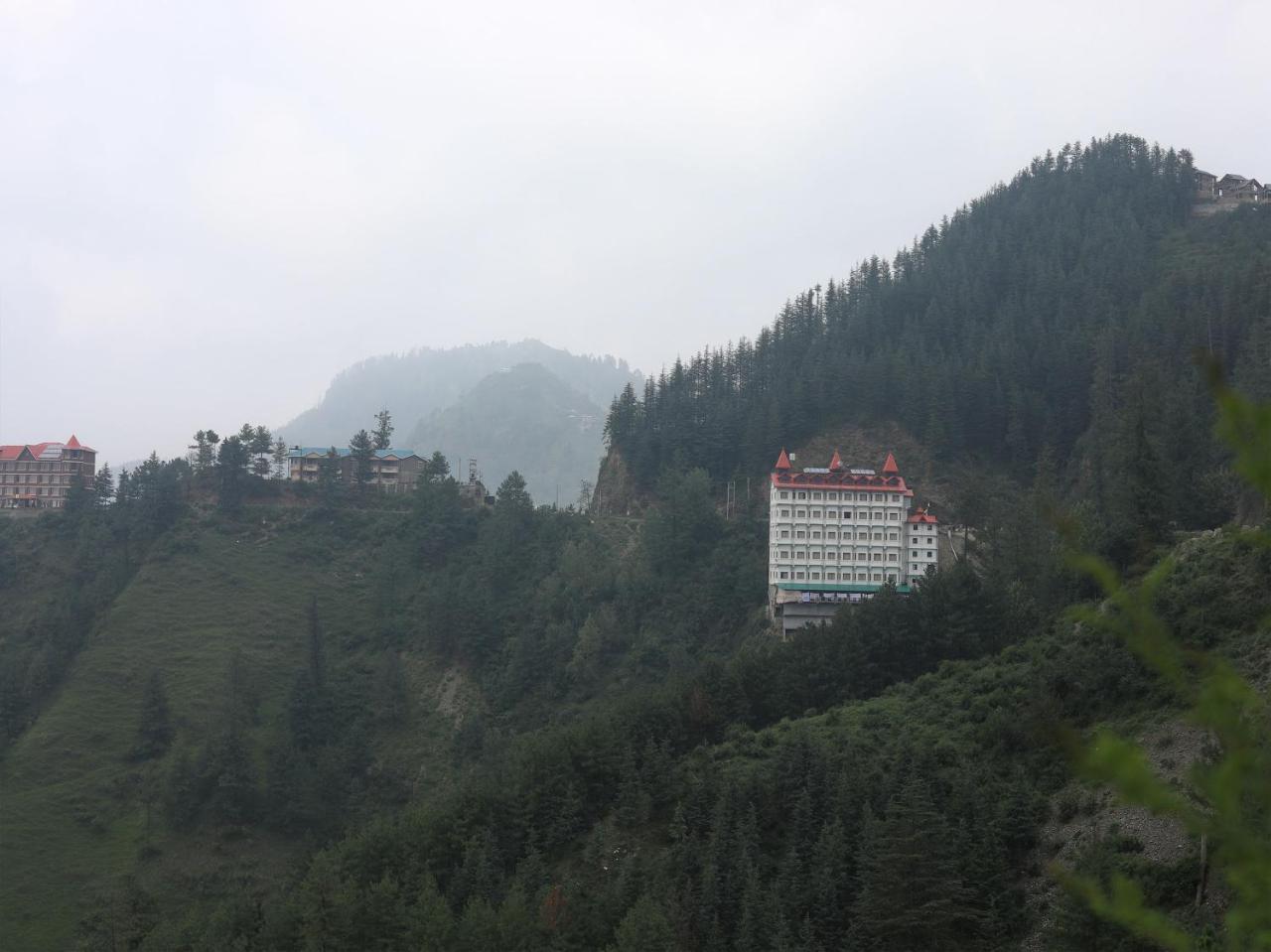 Oyo 5369 Hotel Shimla Hills International Zewnętrze zdjęcie